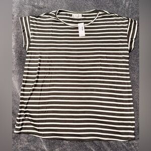 Maurices Charcoal and White Striped Short Sleeve Tee